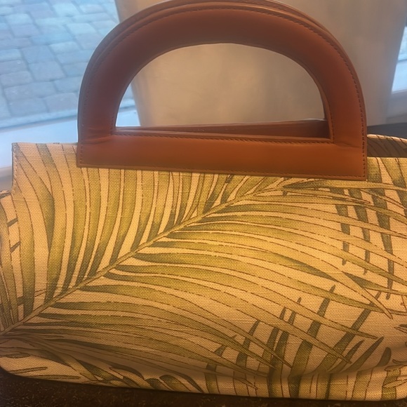 NWT Carolee cream and tan palm, fronds satchel Carmel colored handle - Picture 2 of 6
